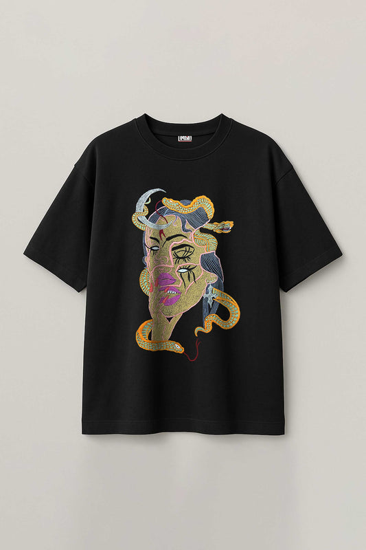 Exquisite Betrayal Embroidered Artwork Black Oversized T-shirt